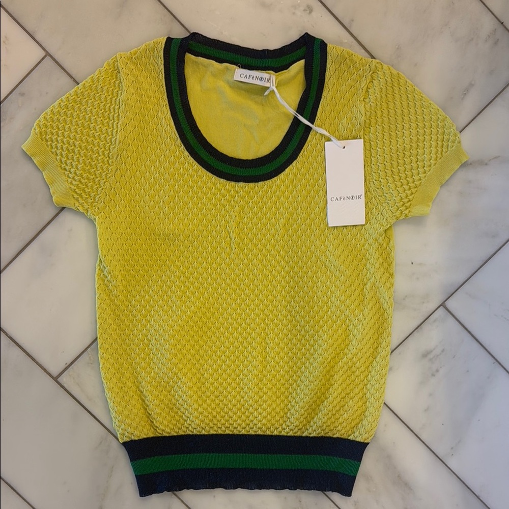 Yellow Knit Short Sleeve Top with Green-Trim - brand new from Italy
